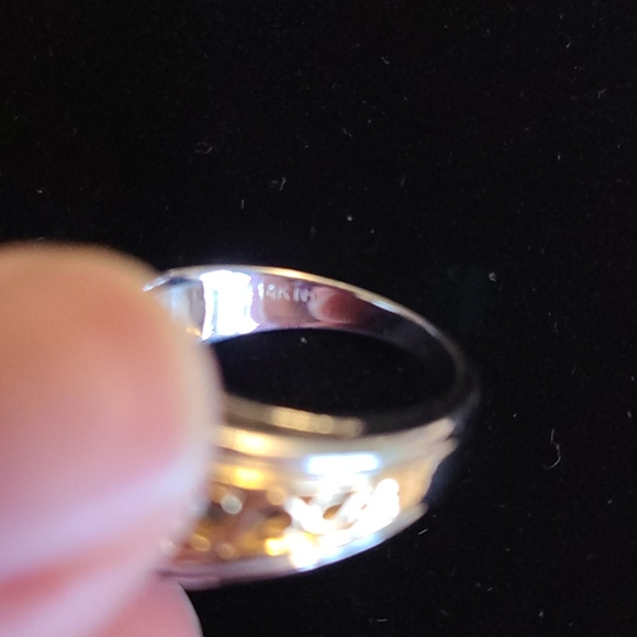 14k yellow and white large garnet ring - Picture 4 of 9